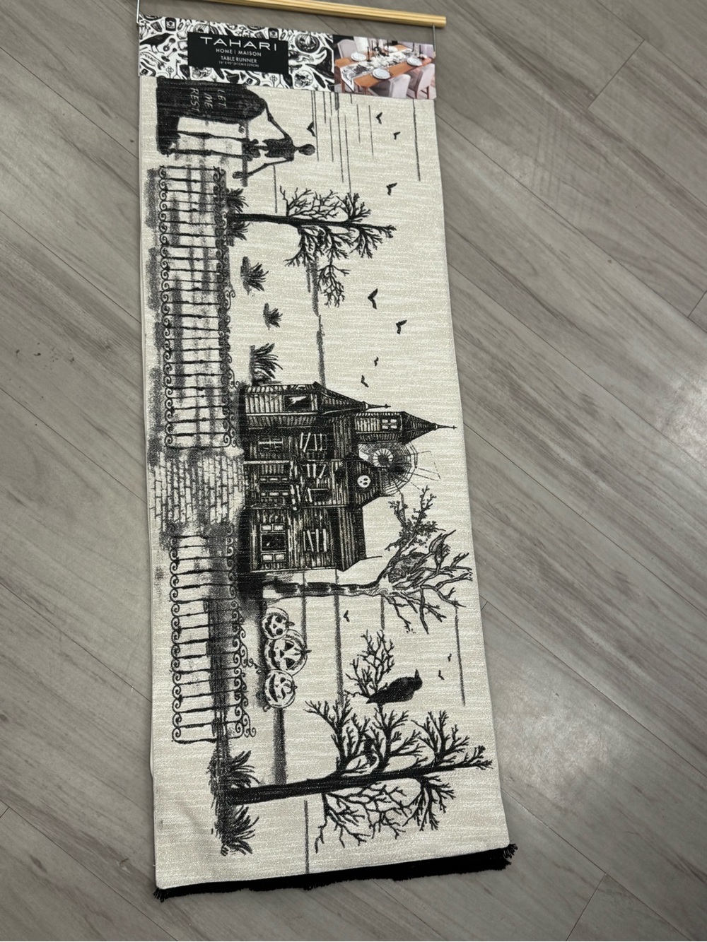Tahari Black & Cream Haunted House Accent Runner